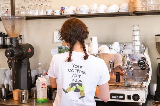 barista-bar-coffee-brussels-belgium-honest-2