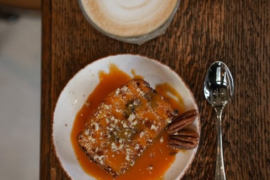 cake-orange-coffee-honest-brussels