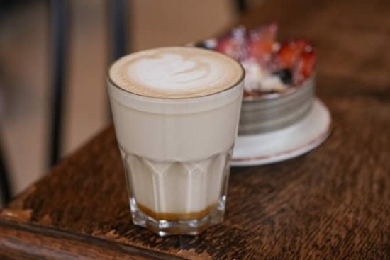 coffee-latte-good-food-honest-brussels