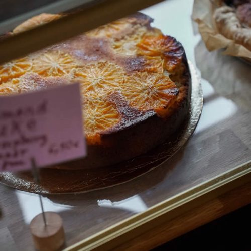 comptoir-dessert-gateau-orange-honest-brussels