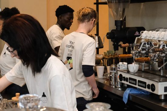 team-honest-restaurant-brussels-service